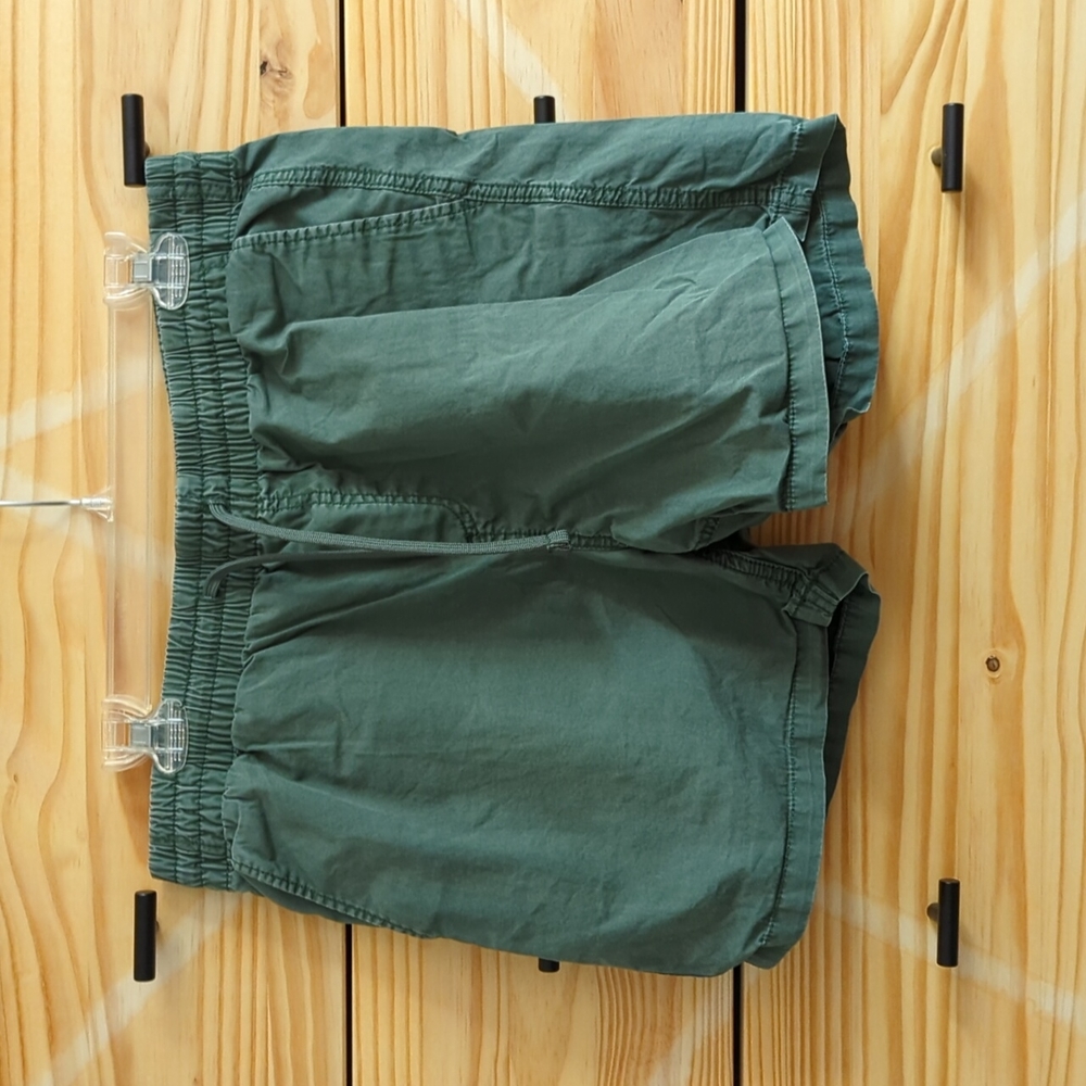 Men's Green Shorts size 34